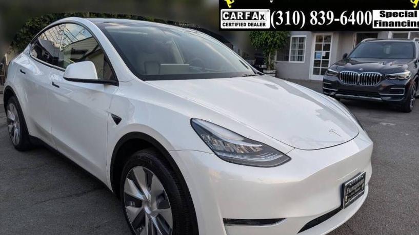 TESLA MODEL Y 2023 7SAYGDEE6PA037026 image